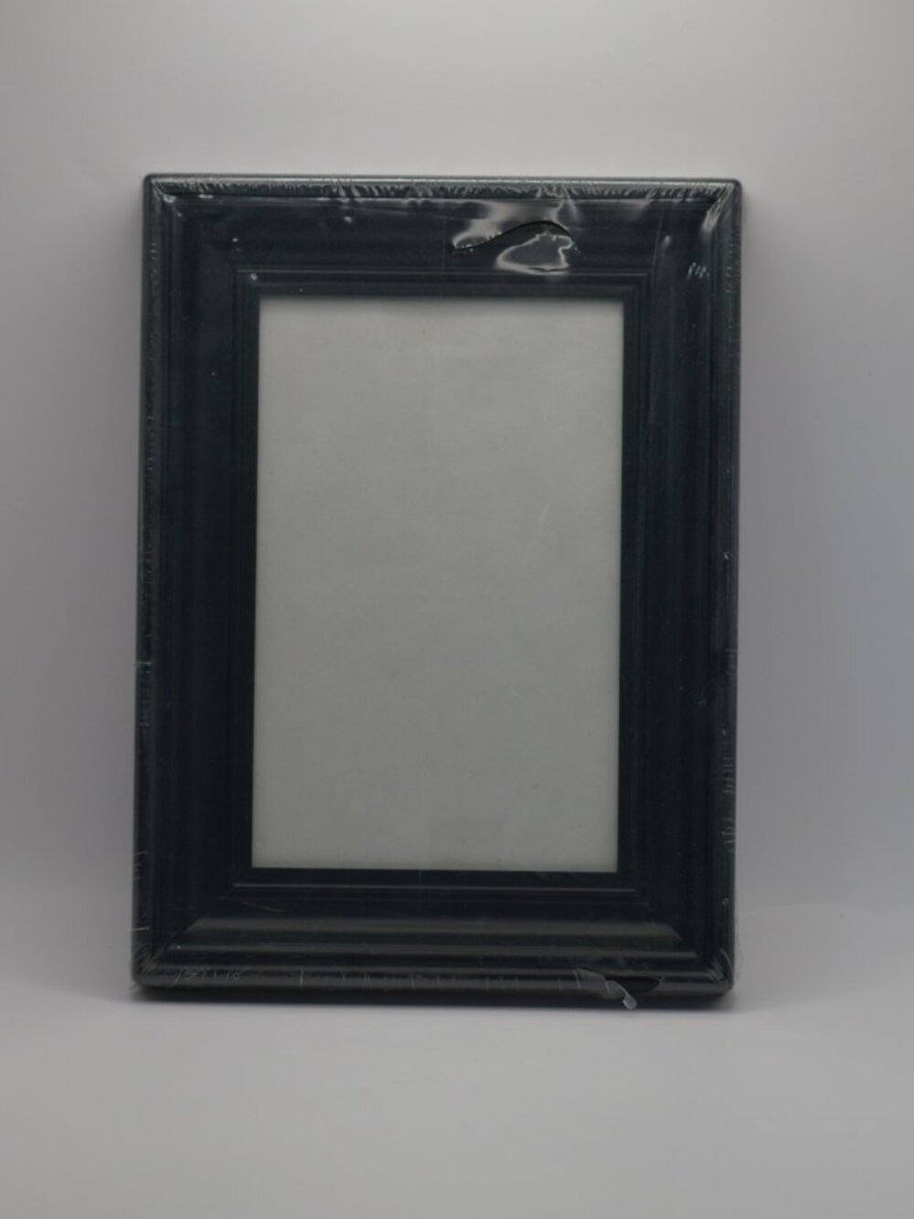Black Frame 3.5 x 5 (NWT)